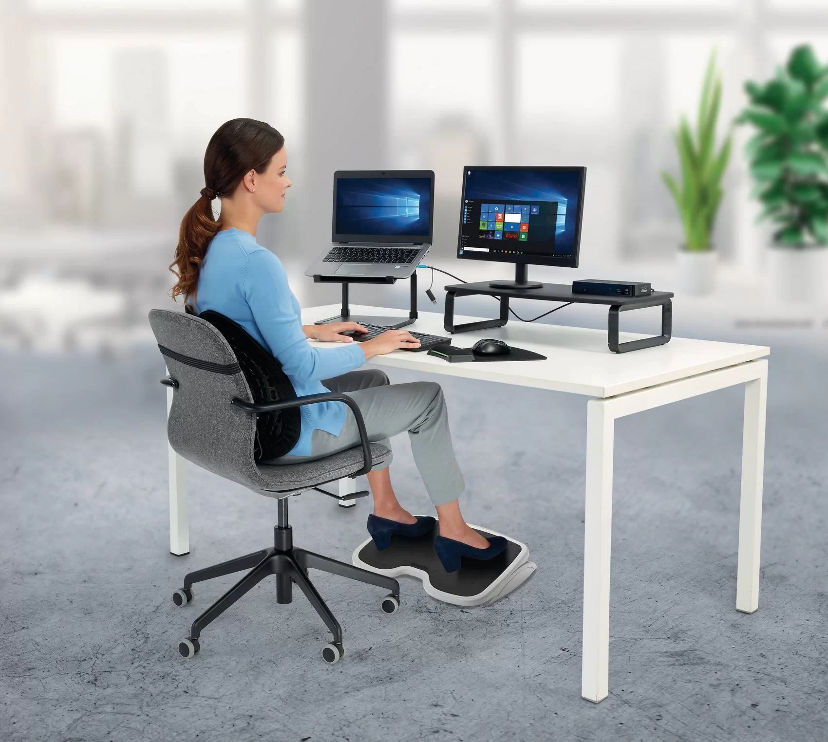 Подставка для ног KENSINGTON SoleMate Confort, черно-сер