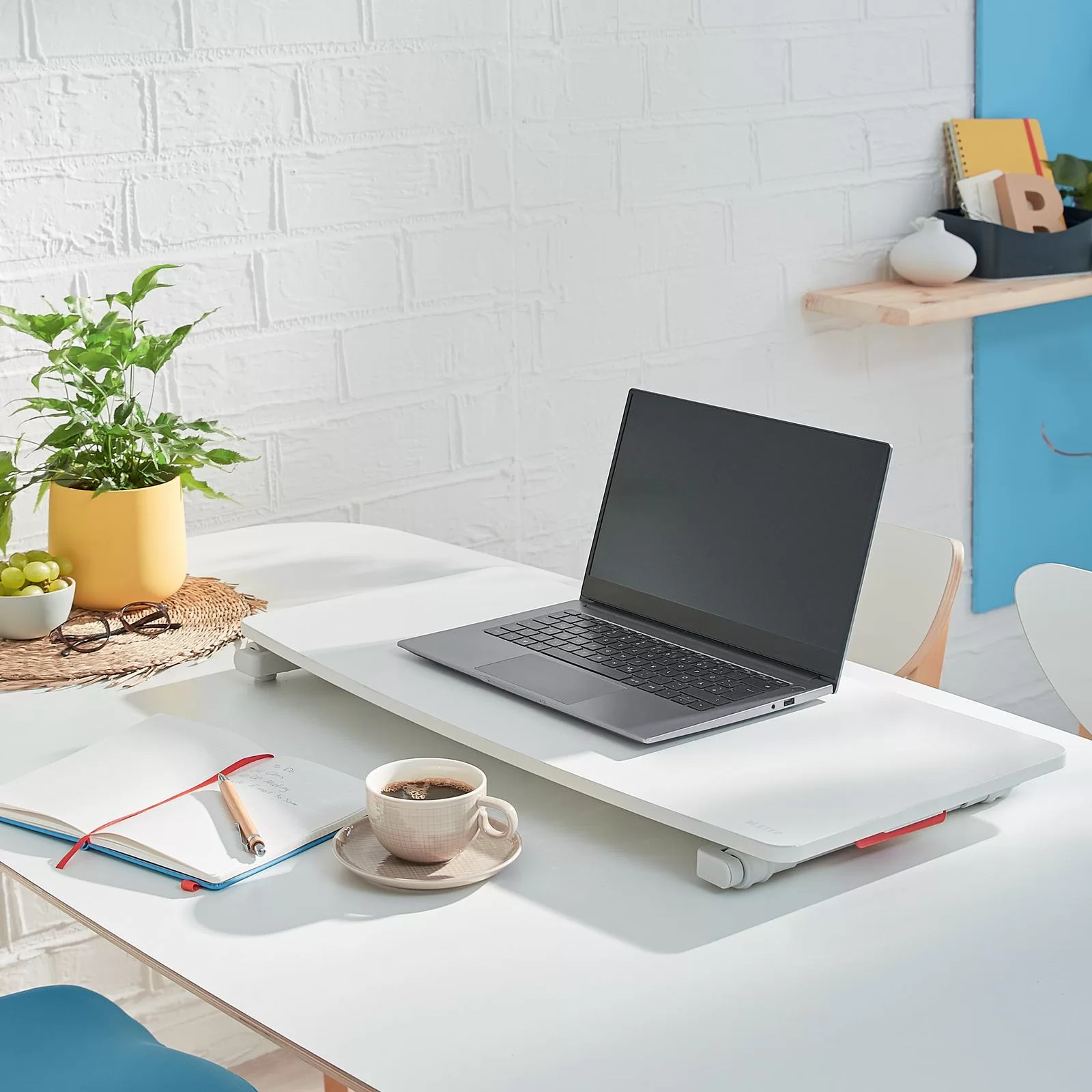 Suport p-u laptop LEITZ Cosy, gri