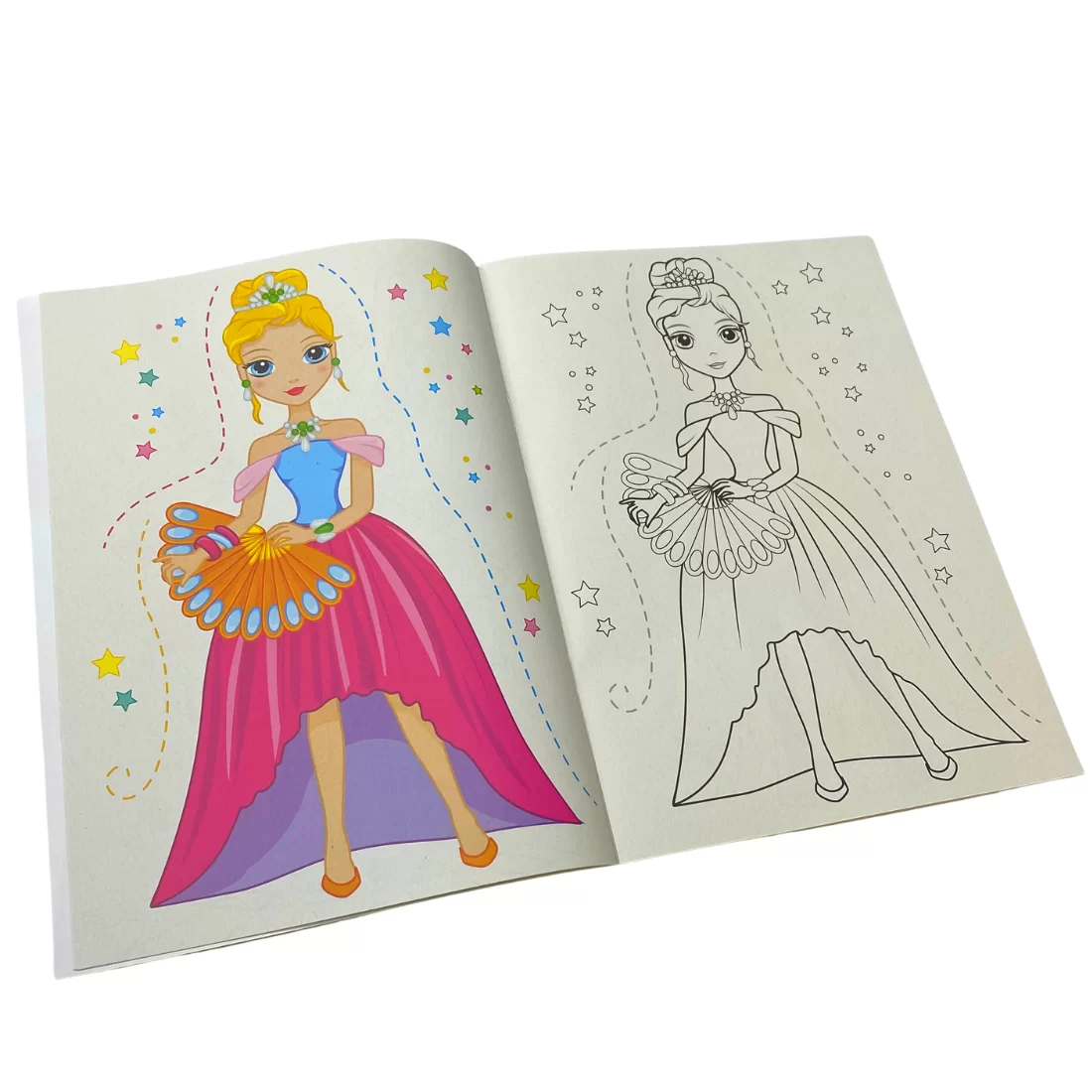 Carte de colorat Privim si coloram Fete cu stil