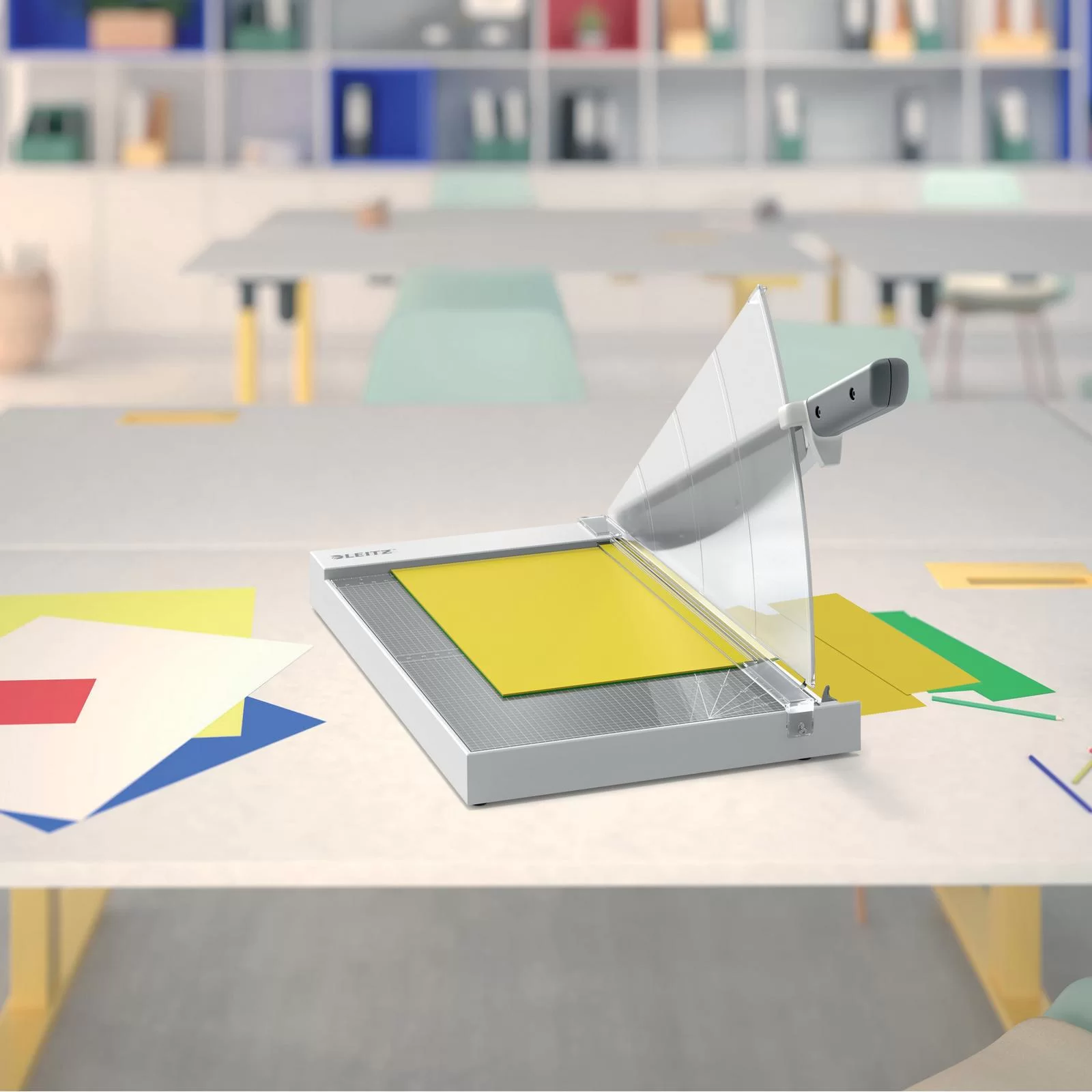 Резак LEITZ Office Precision, A4+, 15 листов, серый